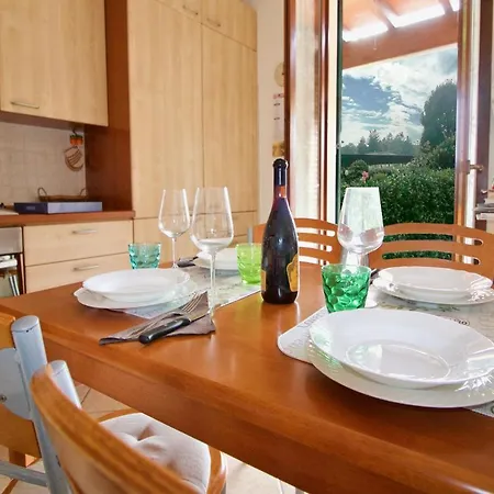 Monate Sleeps 4 Pool Air Con Διαμέρισμα *